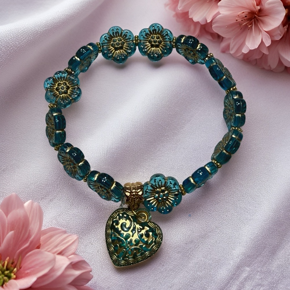 Hand Crafted Teal Flower Glass Bead Bracelet with Filigree Heart Charm - Picture 2 of 4